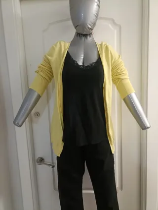 Chaqueta fina amarilla