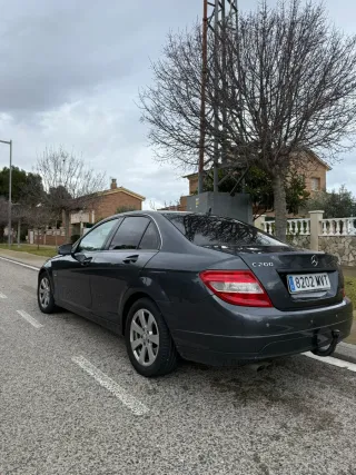 Mercedes-Benz Clase C 2010