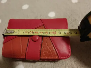 Nuevo Monedero rojo y naranja