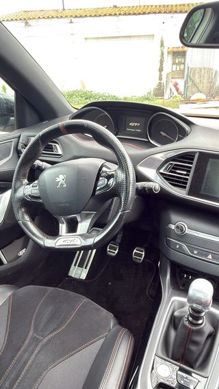Peugeot 308 GTI 272cv 2016