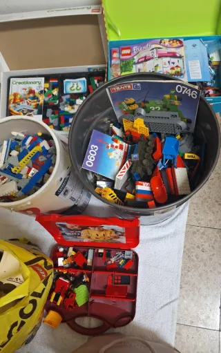 Lote de LEGOs y barco pirata