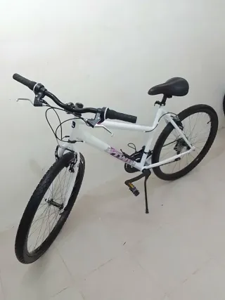 Bicicleta  Mujer bitwin rochrider 26 pulgadas