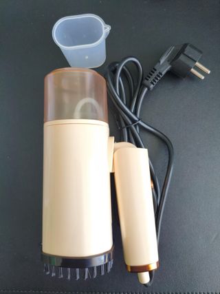 Plancha Vaporizador de Ropa Portátil 1500W 110ml.