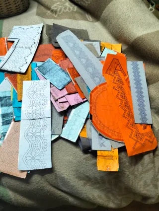 Lote de 135 Patrones de Encaje de Bolillos.