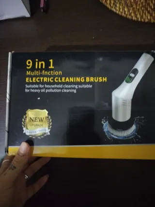 Cepillo eléctrico de limpieza