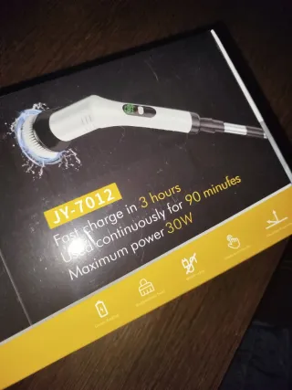 Cepillo eléctrico de limpieza