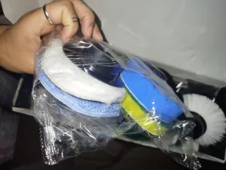 Cepillo eléctrico de limpieza