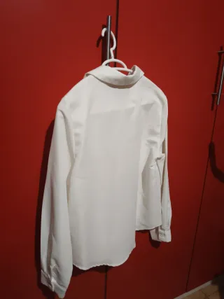 Camisa blanca de botones