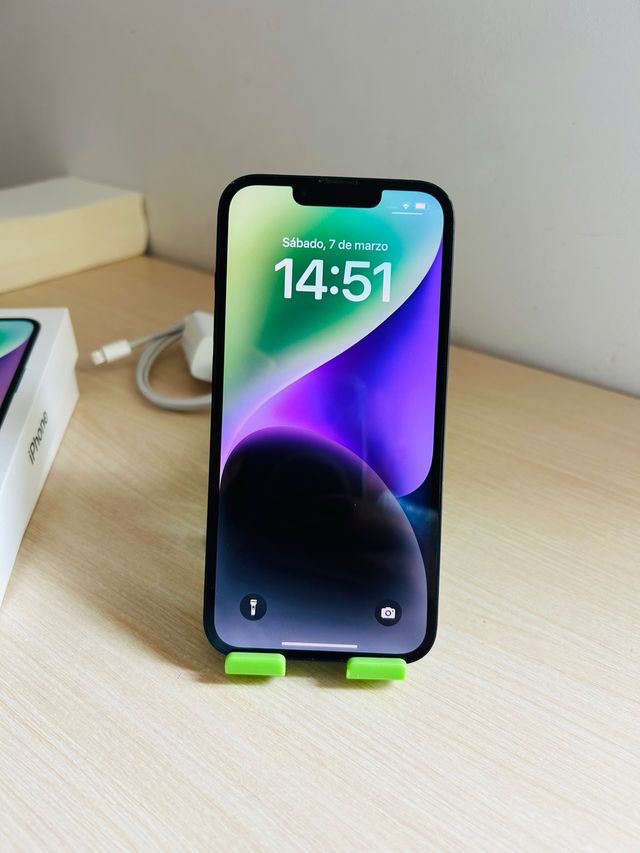 iPhone 14 128GB 84% Batería
