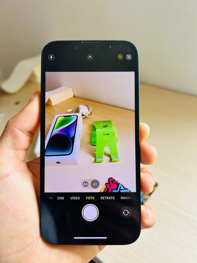 iPhone 14 128GB 84% Batería