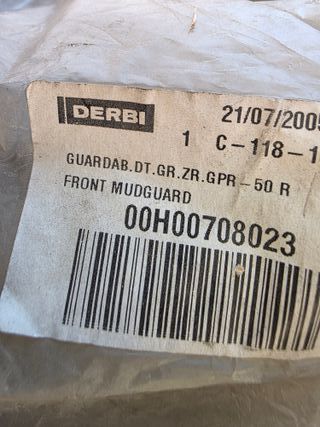 GUARDABARROS DELANTERO GRIS GPR 50cc 1997 /2000