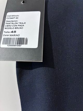 Traje de caballero azul marino nuevo