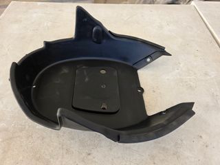 INTERIOR TAPA DEPOSITO GPR 1997 2000