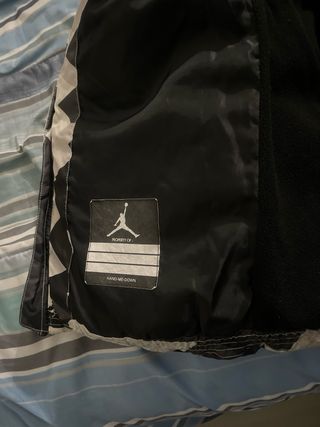 Giubbotto Jordan con stampa geometrica