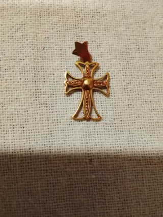Colgante Cruz Templaria Dorada