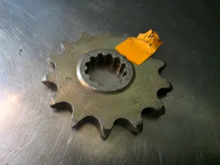 Piñón Ataque Motor AM6