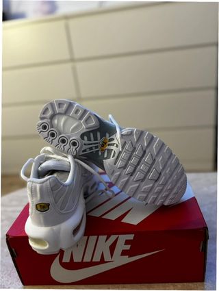 Nike Air Max Plus TN Blancas Talla 42