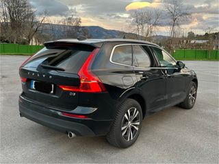Volvo XC60 Momentum Pro