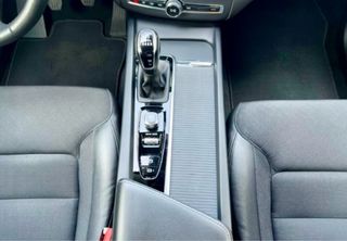 Volvo XC60 Momentum Pro