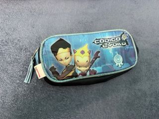Estuches Spiderman, Código Lyoko y Fama