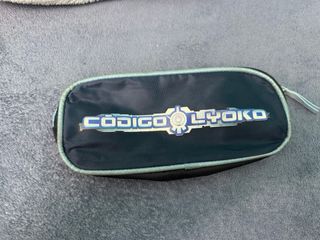 Estuches Spiderman, Código Lyoko y Fama