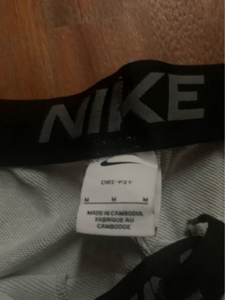 felpa Nike Dry con cappuccio