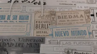 Lote 200 recortes tipografía modernista