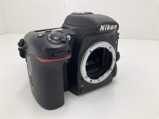 camara digital reflex nikon d7500+18-140mm f/3.5-5.6g ed vr af-s dx zoom-nikkor