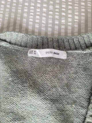 Chaleco de punto con cuello pico