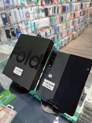 Samsung Z Fold 4 256GB Negro/Gris Nuevo