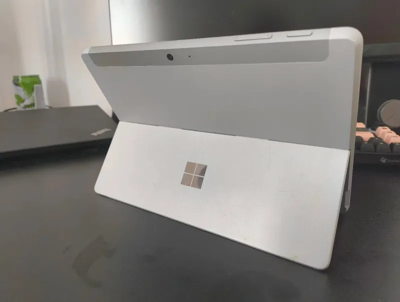 Microsoft Surface Go 2 - Excelentes condiciones afbeelding 3