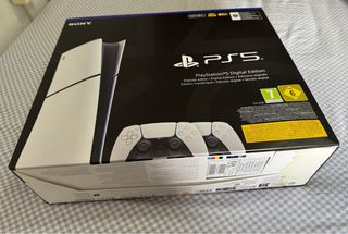 PlayStation 5 Digital + 2 Mandos