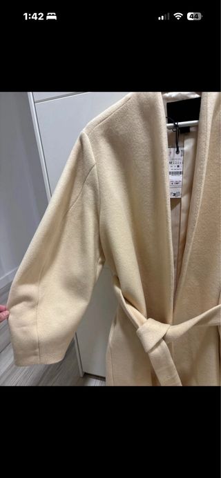 Abrigo Zara Beige Talla M