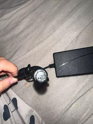 Cargador Batería Li-ion 42V 2A