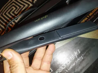 Plancha GHD Gold Profesional Negra