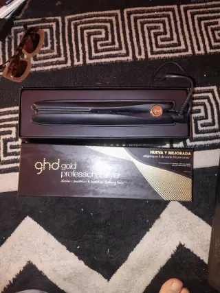 Plancha GHD Gold Profesional Negra