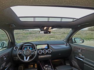 GLA 4MATIC 2022 "TECHO"