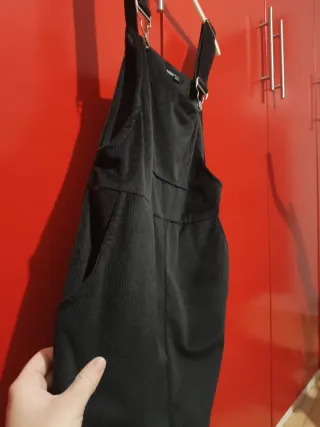 Mono corto negro tipo falda