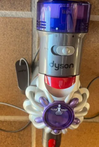 Aspiradora Dyson V8