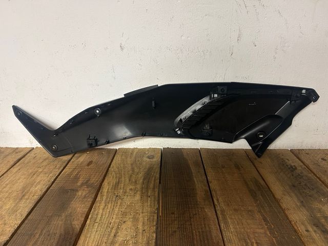 Carenado Lateral Yamaha XMAX 300 2024