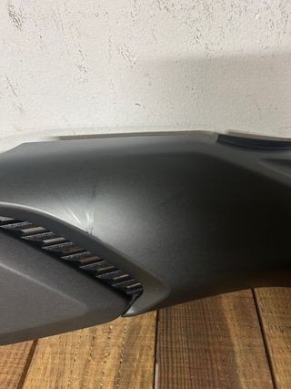 Carenado Lateral Yamaha XMAX 300 2024
