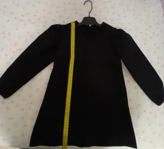 Vestido de mantilla niña. Talla 6