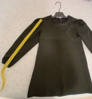 Vestido de mantilla niña. Talla 6