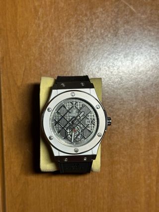 Reloj Hublot Esfera Plateada Correa Negra