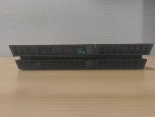 PS4 Fat 500Gb + Mando + Cables + 2 Juegos