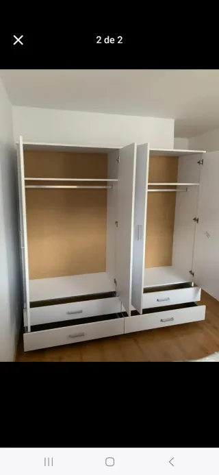 Armario de madera marrón nuevo