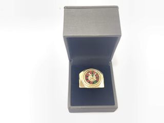 sello oro 18k con piedra con circonita