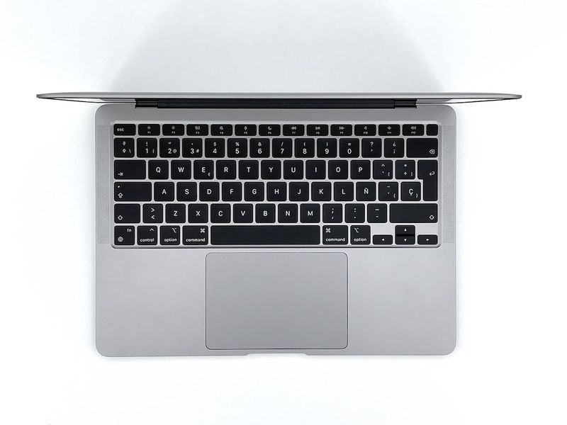 MacBook Air 13" (2020) M1 8 CPU/7 GPU núcleos - SSD 512GB - 16GB RAM - Gris Espacial afbeelding 8