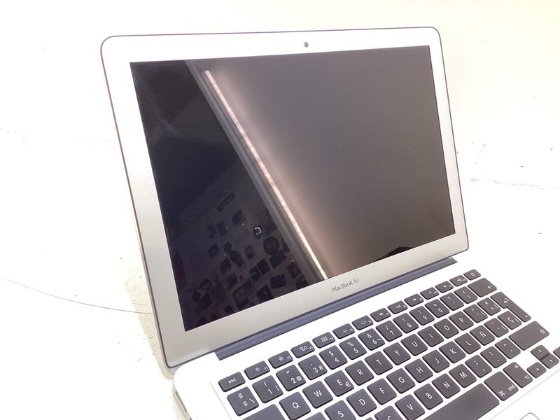portatil apple apple macbook air core i5 1.6 13 (2015) (a1466) afbeelding 6