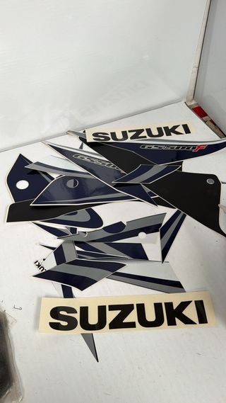 Juego de emblemas para Suzuki, GS500. Ref. 68130-0BE20-LR5